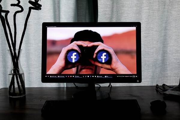 pourquoi surveiller facebook