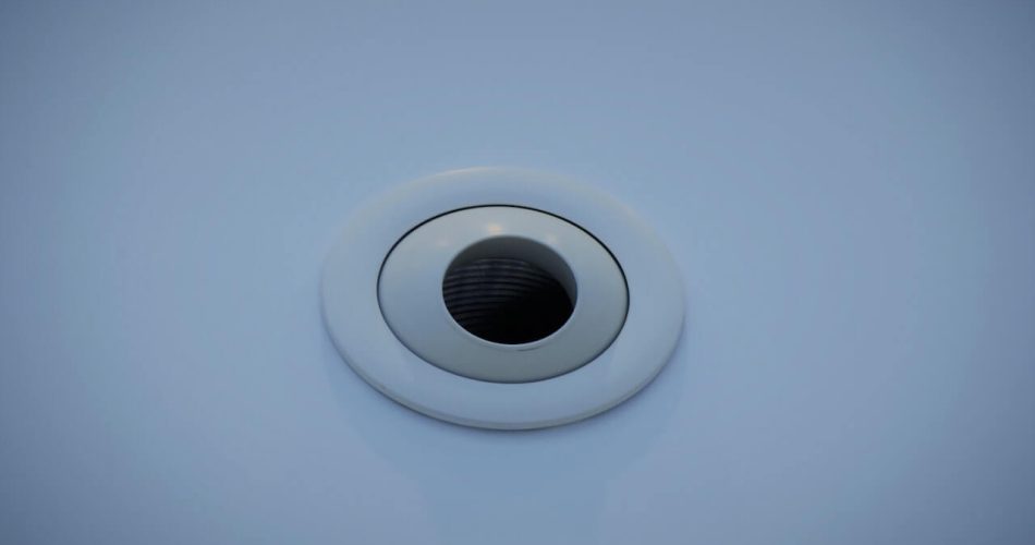 types of spy cameras | Différents types de caméras espion pour la maison, le bureau et la salle de bain